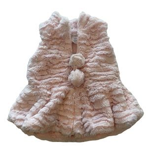 Mud Pie 2T/3T faux fur vest. Excellent condition
